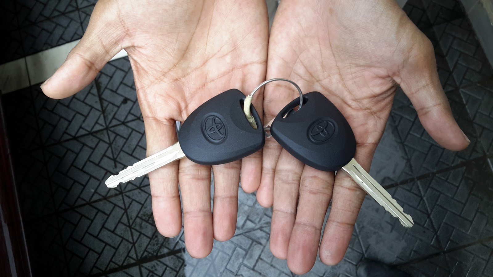 Duplikat Kunci Honda Mobilio Panggilan Cepat! Langsung ke Lokasi, WA 0877-7505-4646
